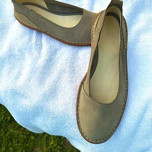 NWOT Women’s Clarks Shoes